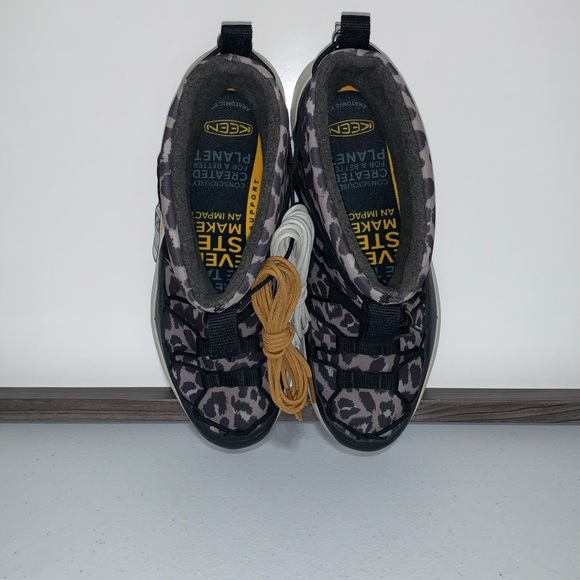 KEEN Uneek SNK Chukka II WP Boot-Size 9 New - Picture 4 of 14